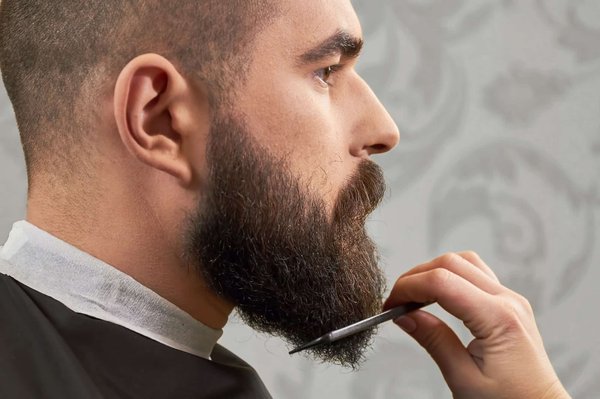 Kit d'entretien pour soigner votre barbe : Pourquoi est-ce essentiel ?